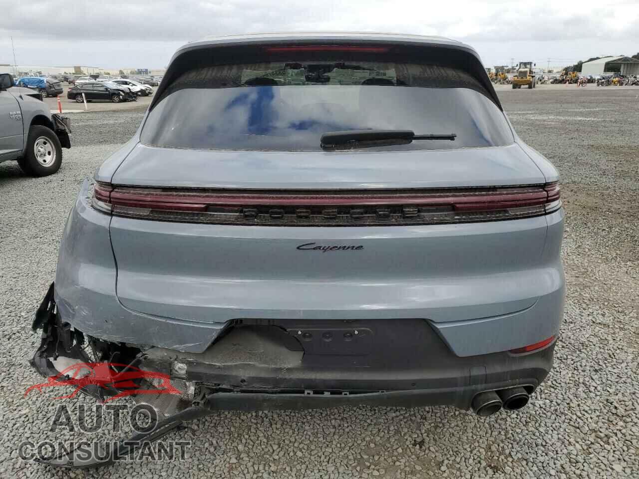 PORSCHE CAYENNE 2024 - WP1AA2AY7RDA10904