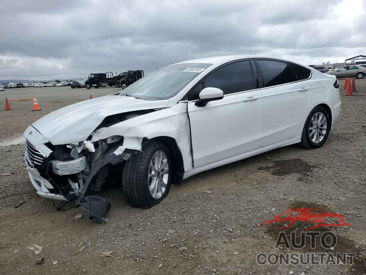FORD FUSION 2020 - 3FA6P0HD5LR113398