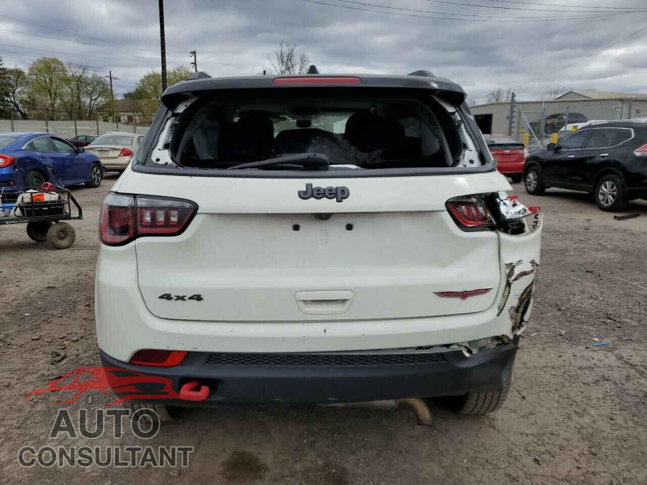 JEEP COMPASS 2020 - 3C4NJDDB2LT142136