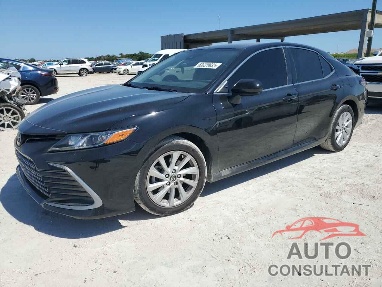 TOYOTA CAMRY 2021 - 4T1C11AK1MU612489