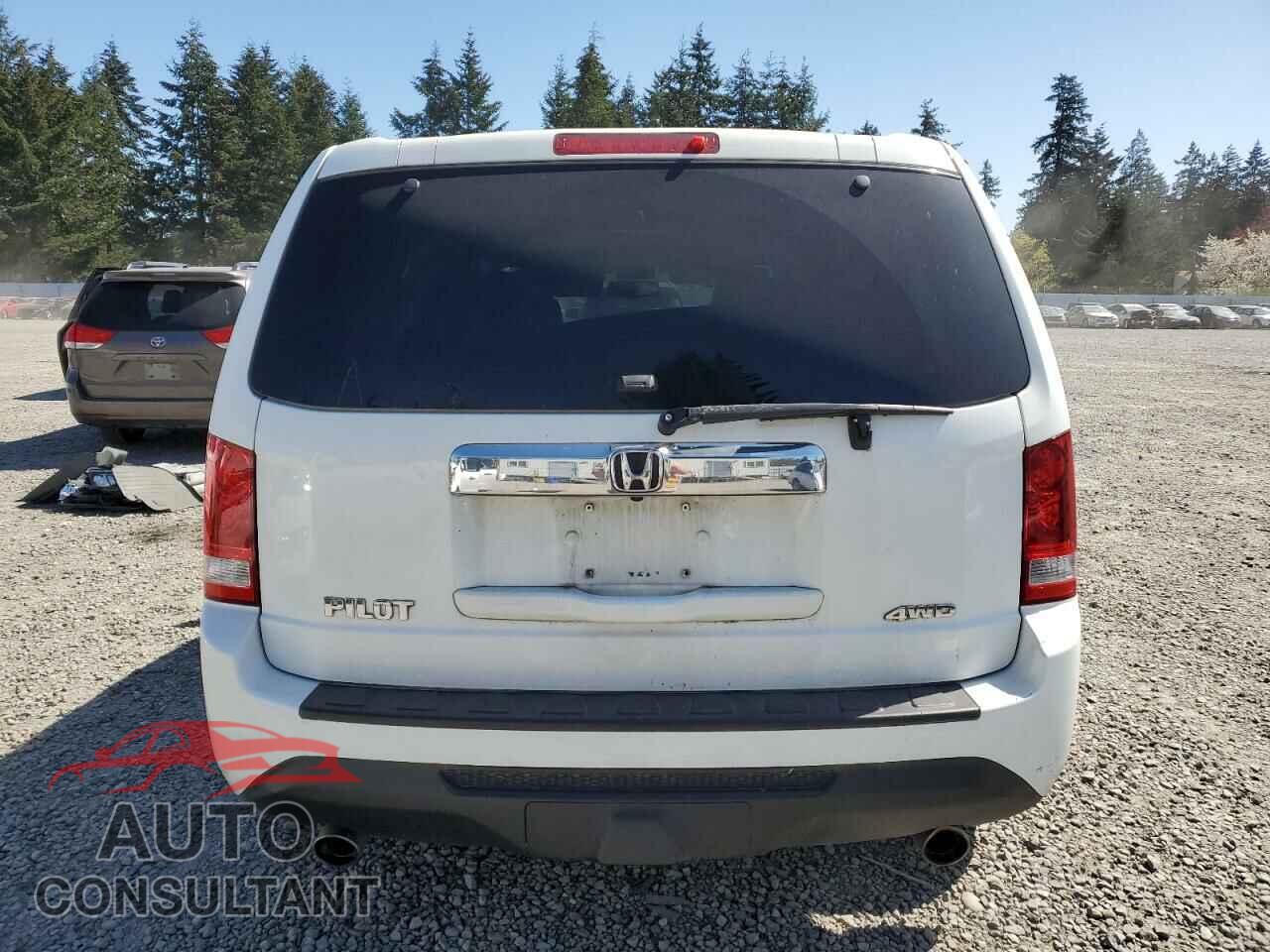 HONDA PILOT 2015 - 5FNYF4H55FB038407
