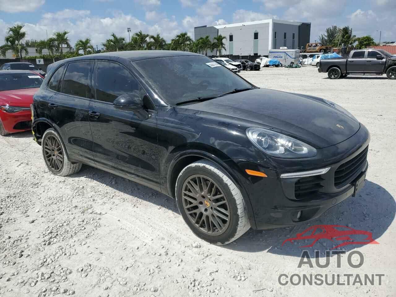 PORSCHE CAYENNE 2018 - WP1AA2A26JKA03230