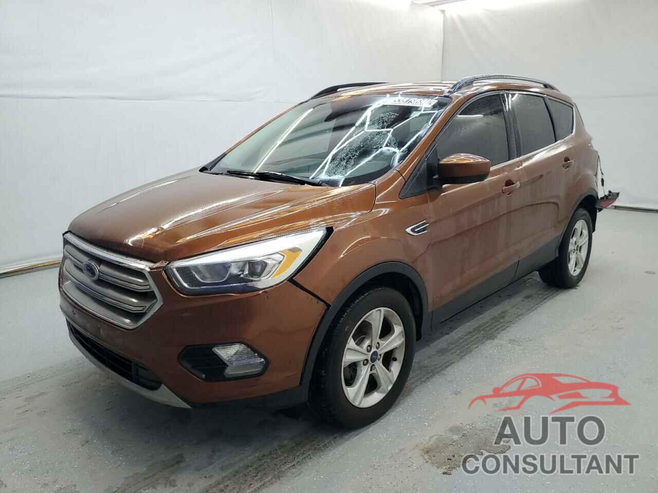 FORD ESCAPE 2017 - 1FMCU0GD6HUC61109