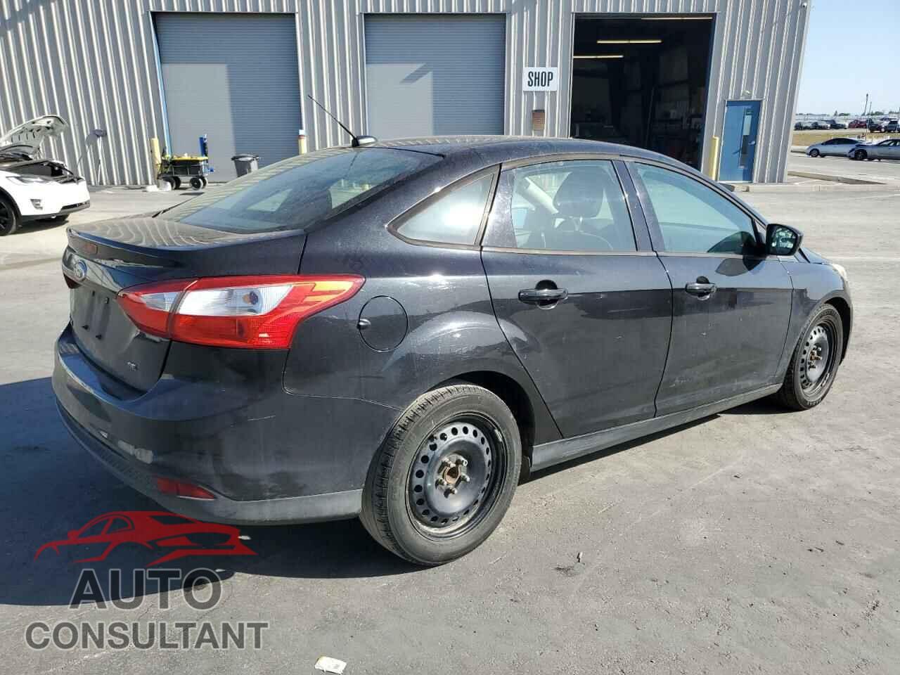FORD FOCUS 2012 - 1FAHP3F27CL285121