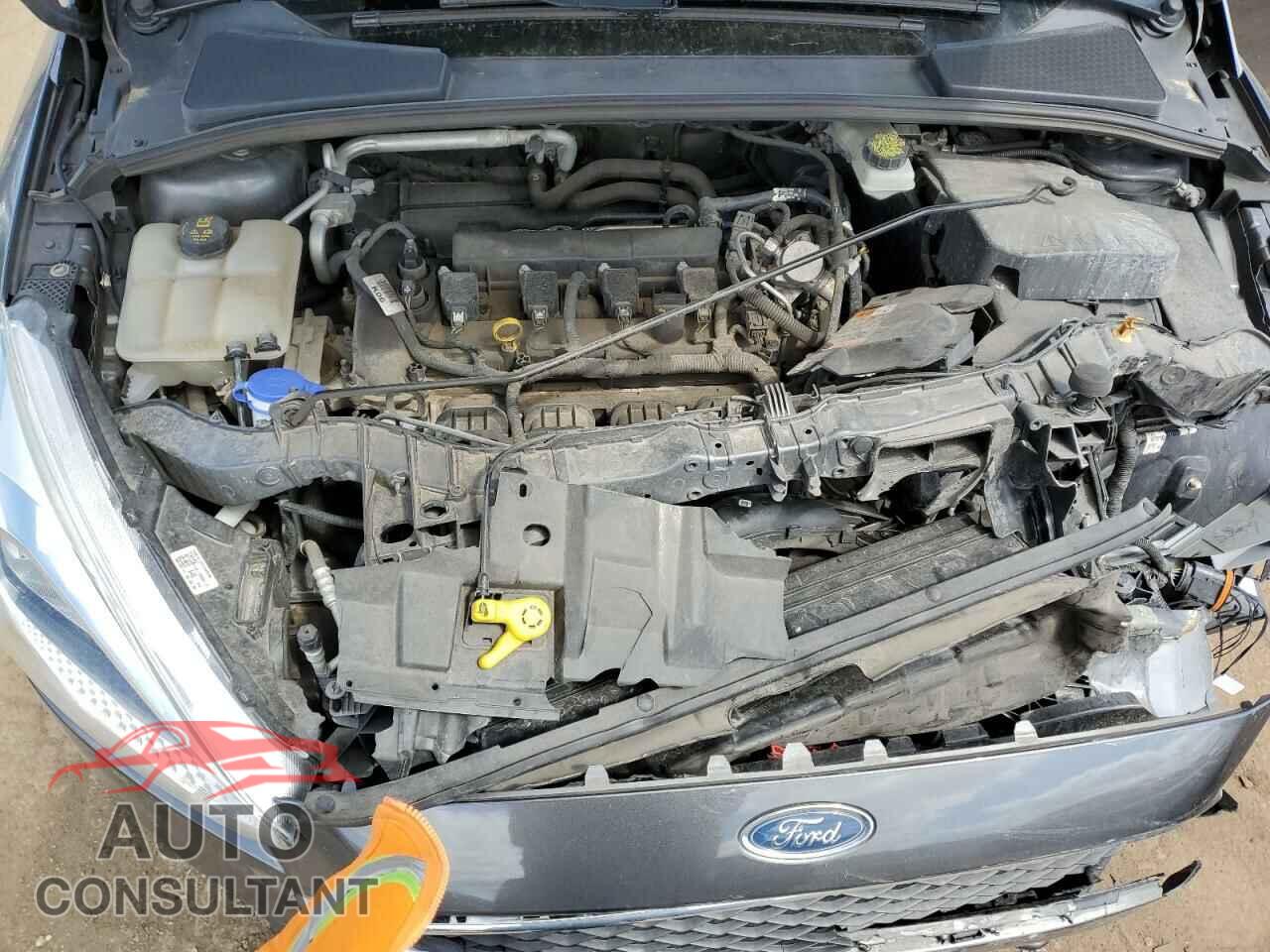 FORD FOCUS 2017 - 1FADP3F27HL307446