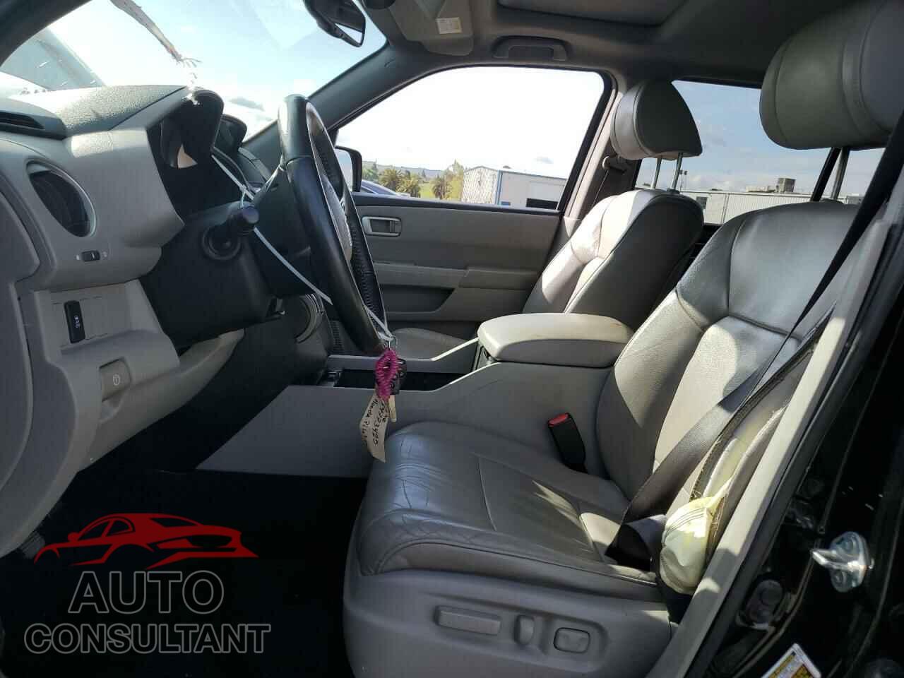HONDA PILOT 2013 - 5FNYF4H57DB045372