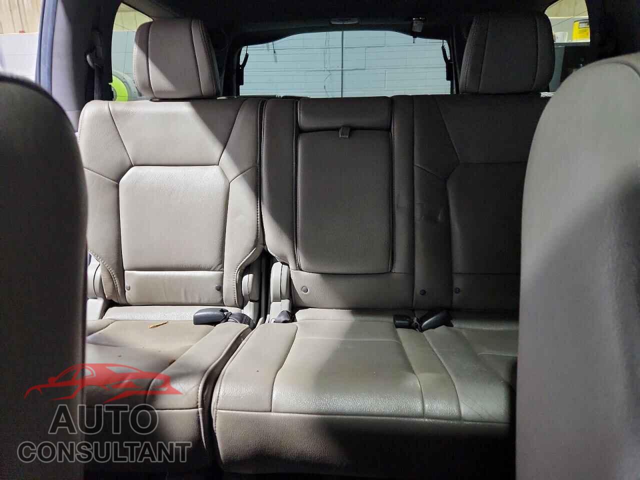 HONDA PILOT 2012 - 5FNYF4H99CB065222