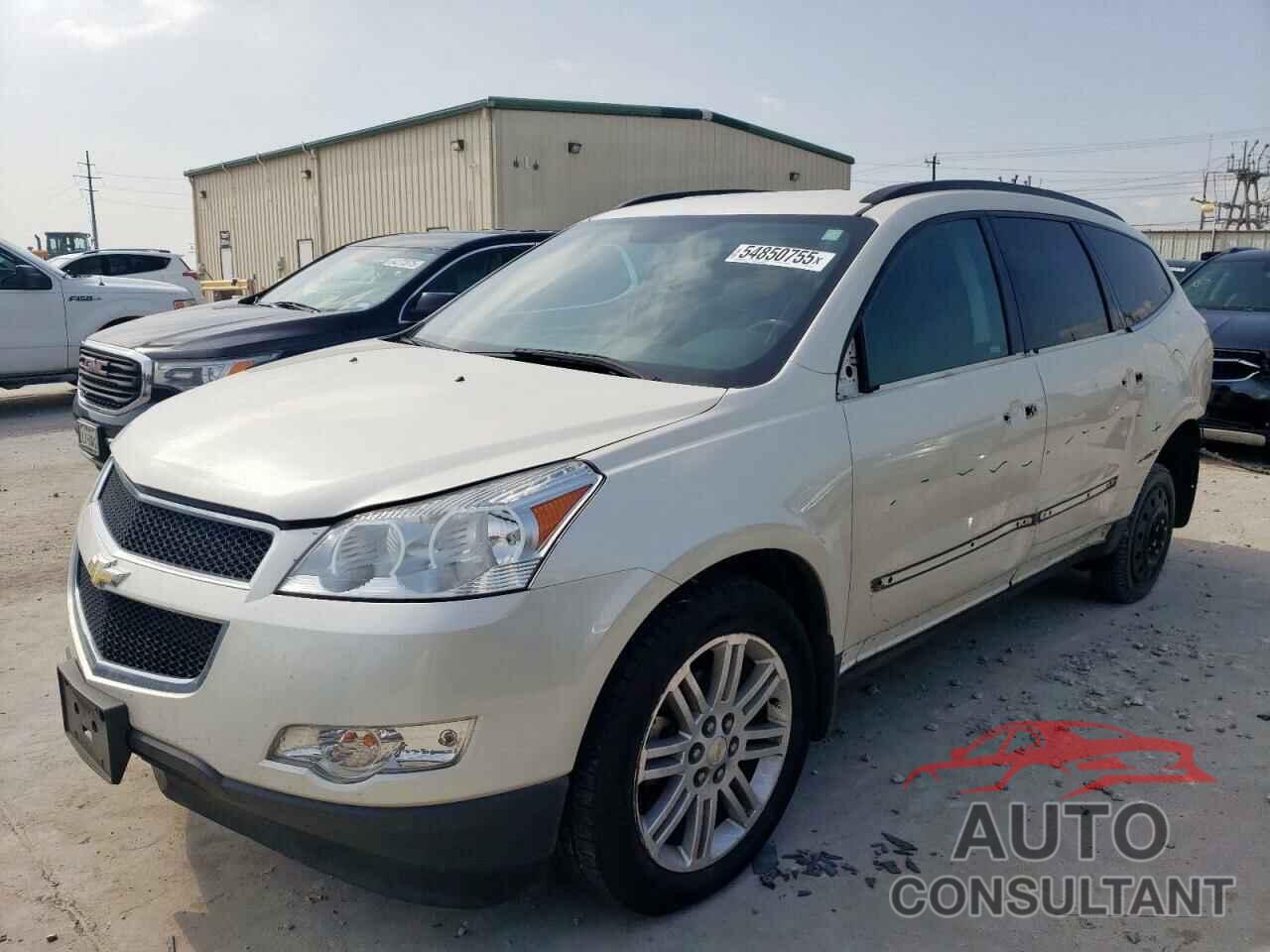CHEVROLET TRAVERSE 2011 - 1GNKRGED6BJ266582