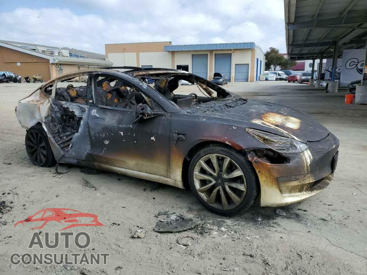 TESLA MODEL 3 2018 - 5YJ3E1EB0JF134105