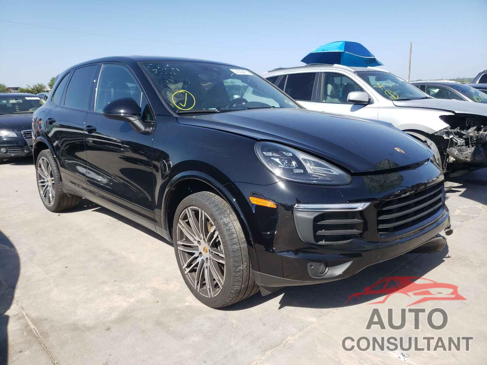 PORSCHE CAYENNE 2018 - WP1AA2A27JKA03804