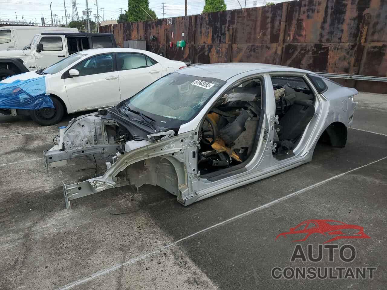 KIA OPTIMA 2020 - 5XXGT4L37LG386521