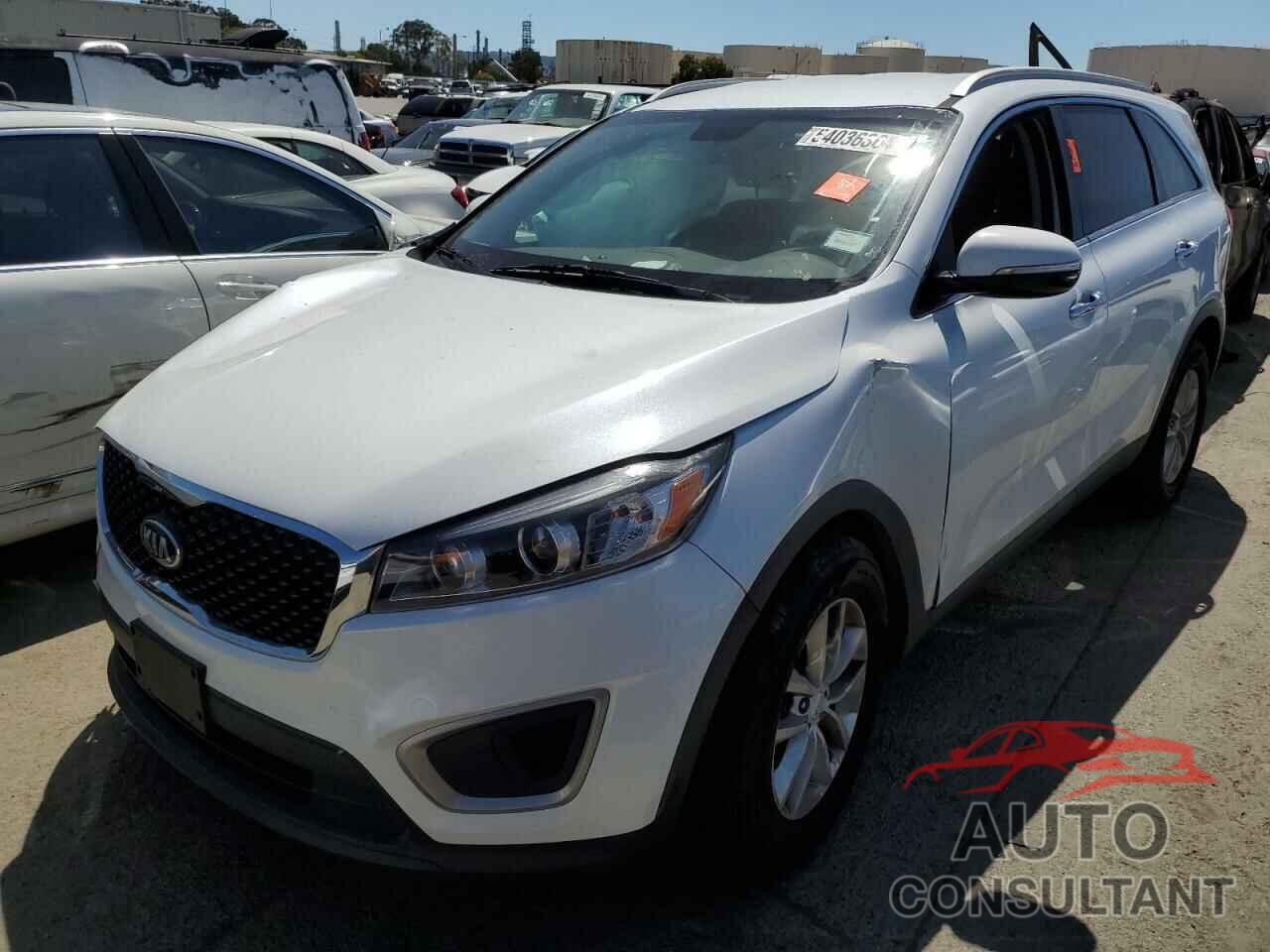 KIA SORENTO 2018 - 5XYPG4A32JG346928