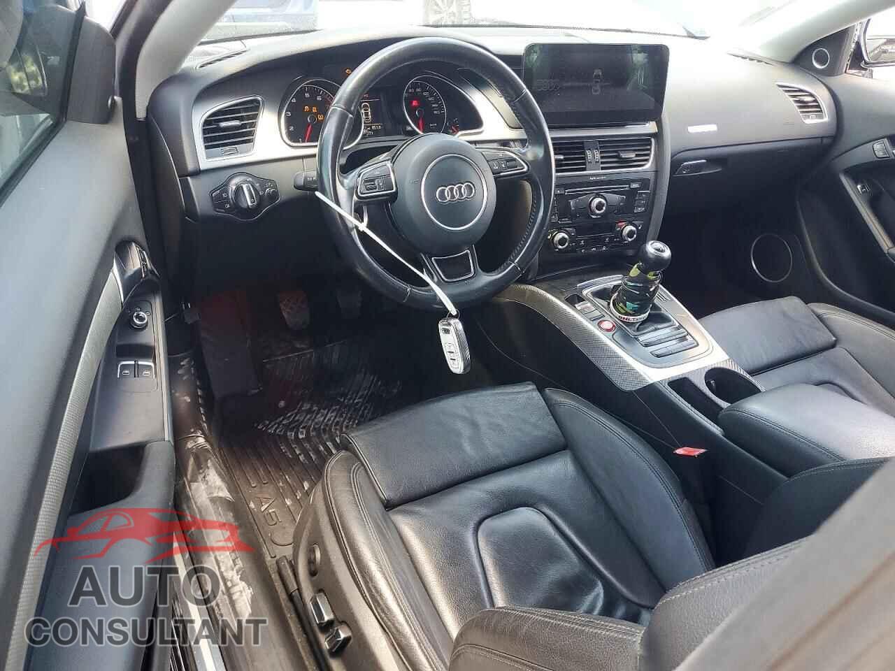 AUDI A5 2014 - WAURFAFR9EA041954