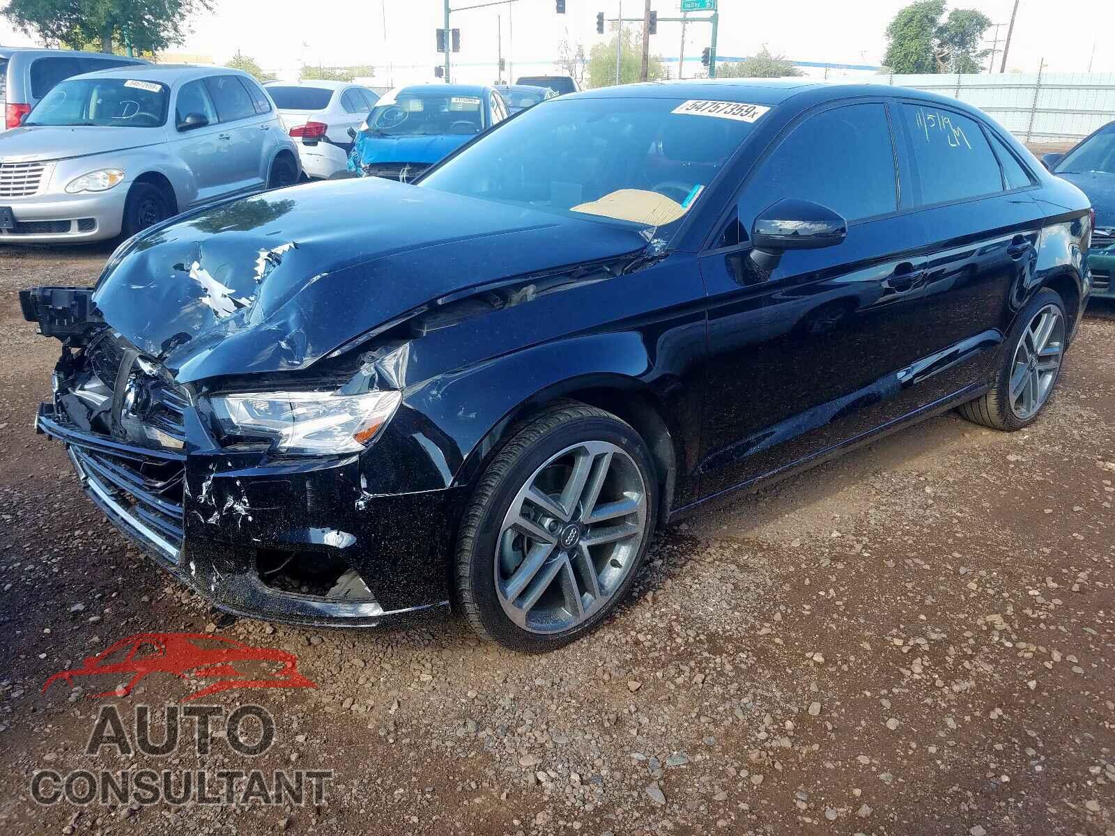 AUDI A3 2018 - WAUAUGFF7J1088809
