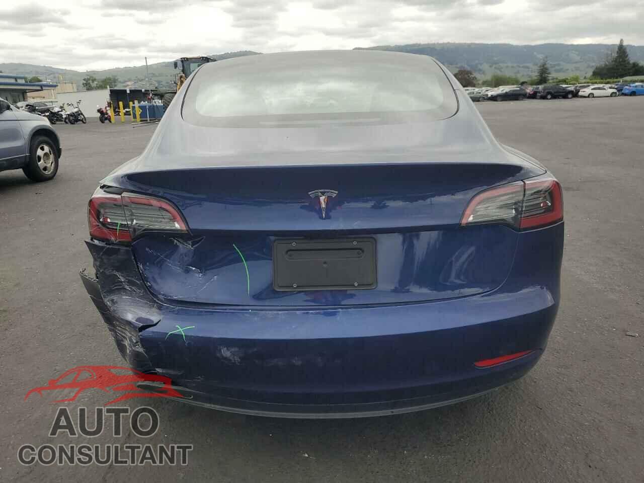 TESLA MODEL 3 2023 - 5YJ3E1EA0PF648357