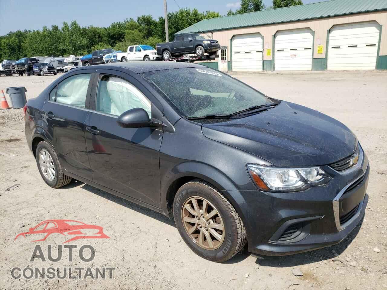 CHEVROLET SONIC 2017 - 1G1JD5SH3H4124608