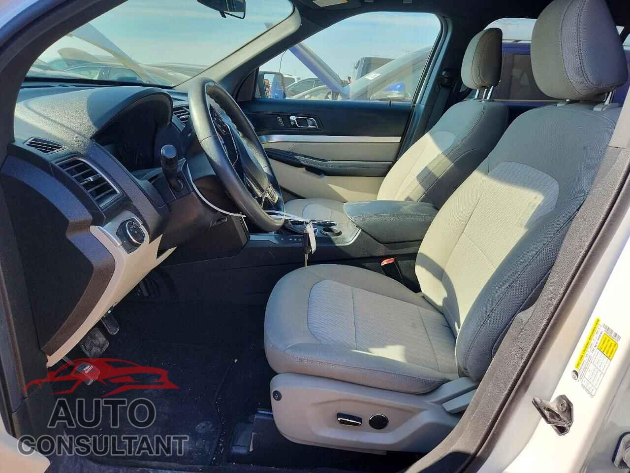FORD EXPLORER 2018 - 1FM5K7B80JGC12767
