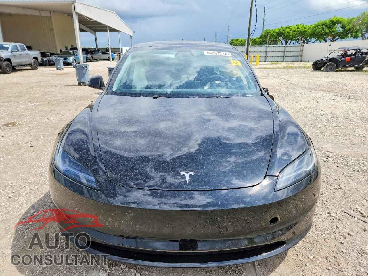 TESLA MODEL 3 2024 - 5YJ3E1EA5RF857158