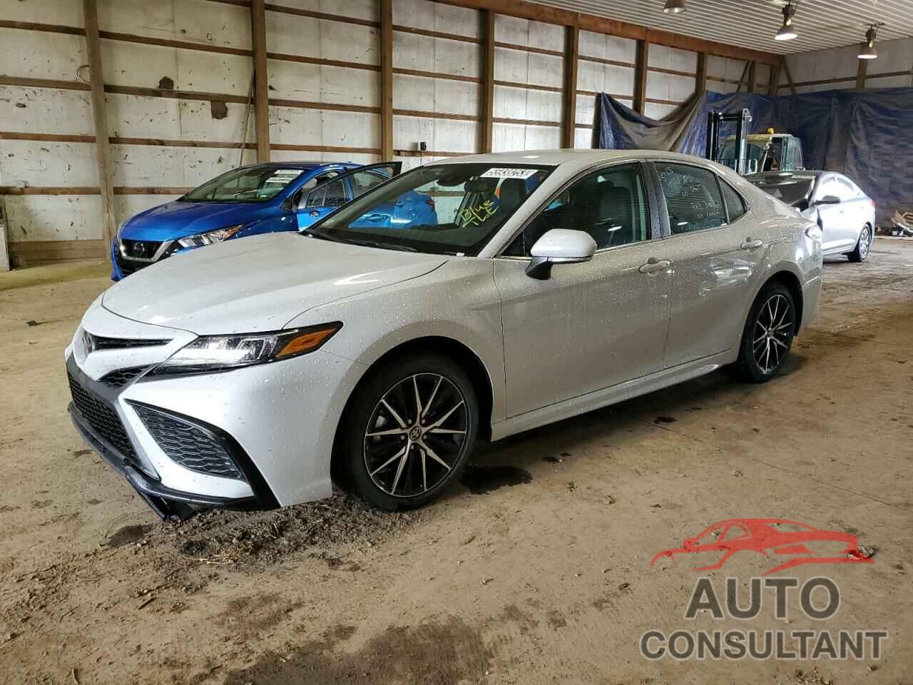 TOYOTA CAMRY 2023 - 4T1G11AKXPU149855