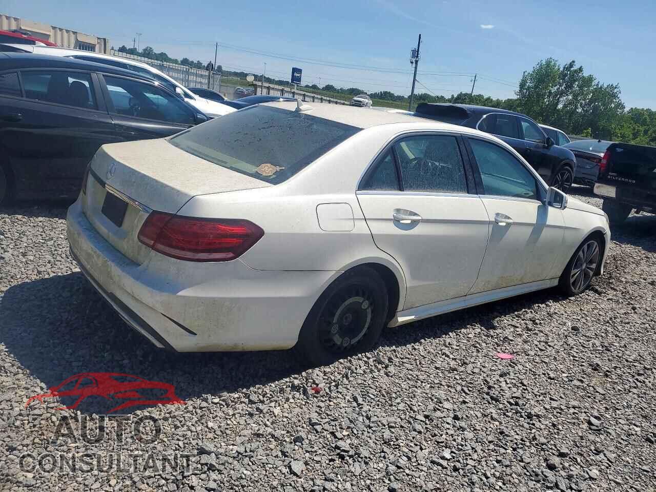 MERCEDES-BENZ E-CLASS 2015 - WDDHF5KB1FB095149