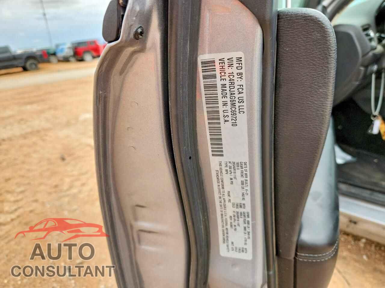 DODGE DURANGO 2021 - 1C4RDJAG6MC697210