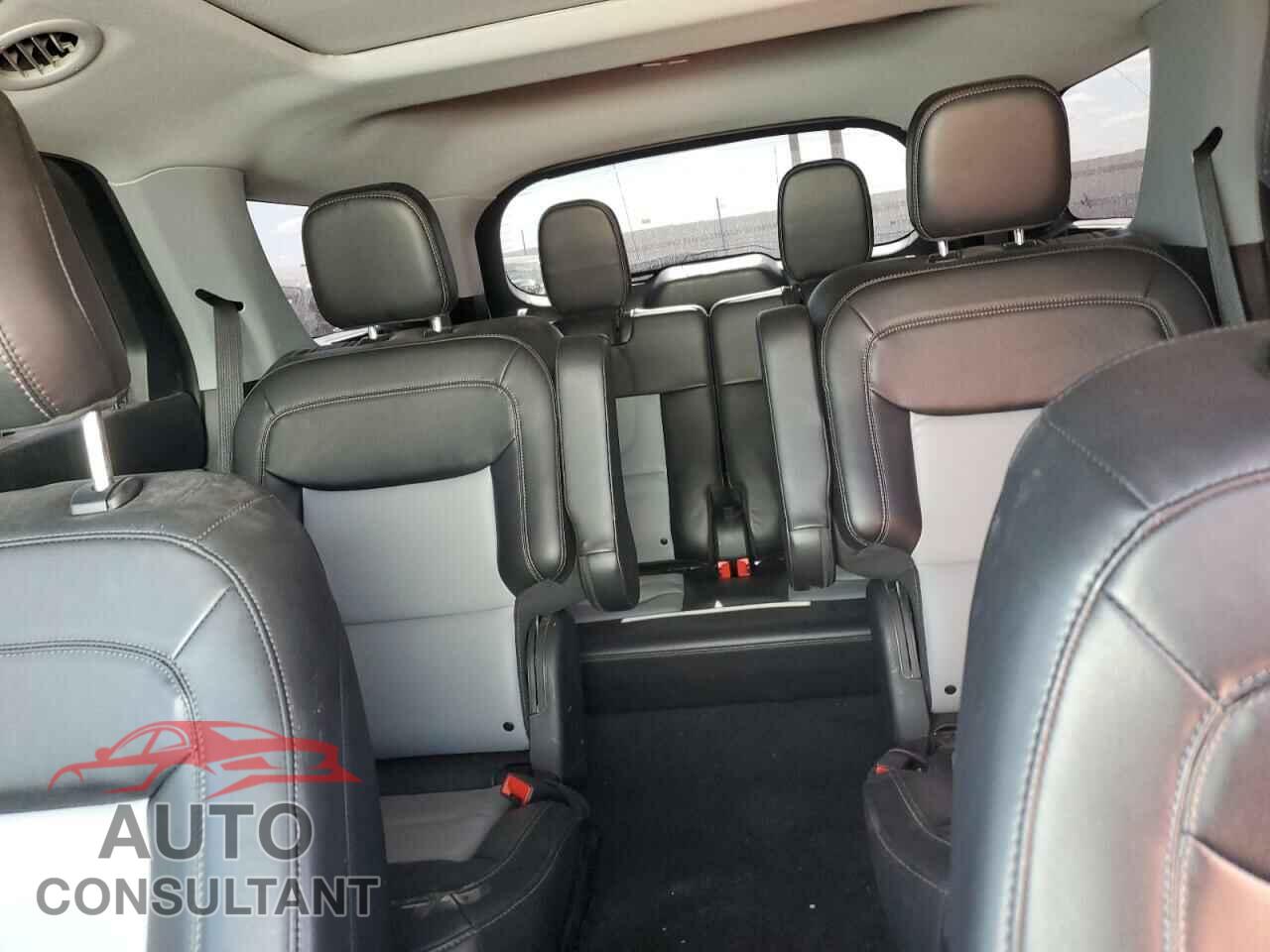 FORD EXPLORER 2023 - 1FMSK7DH0PGB49999