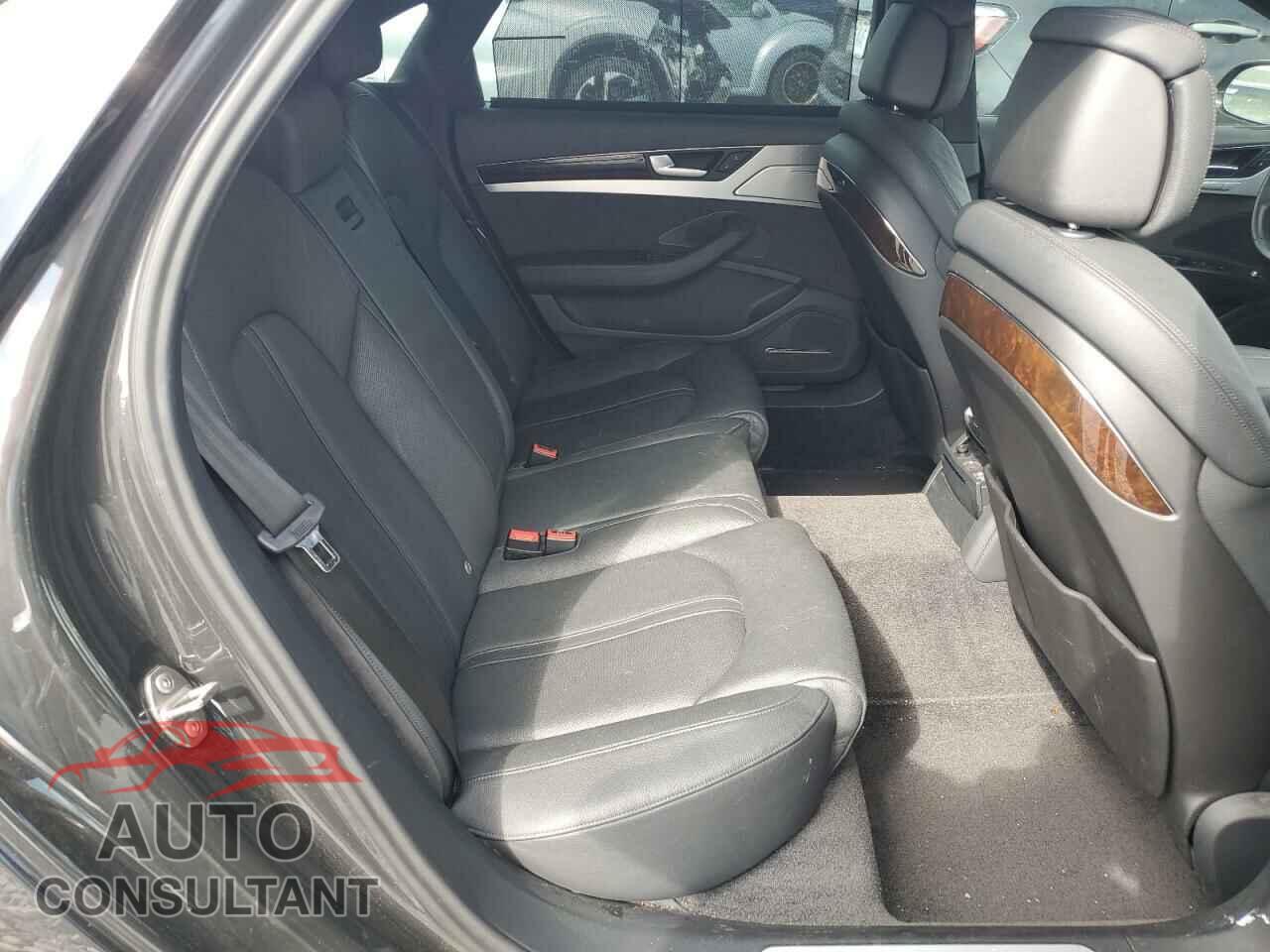 AUDI A8 2014 - WAUR2AFDXEN011628