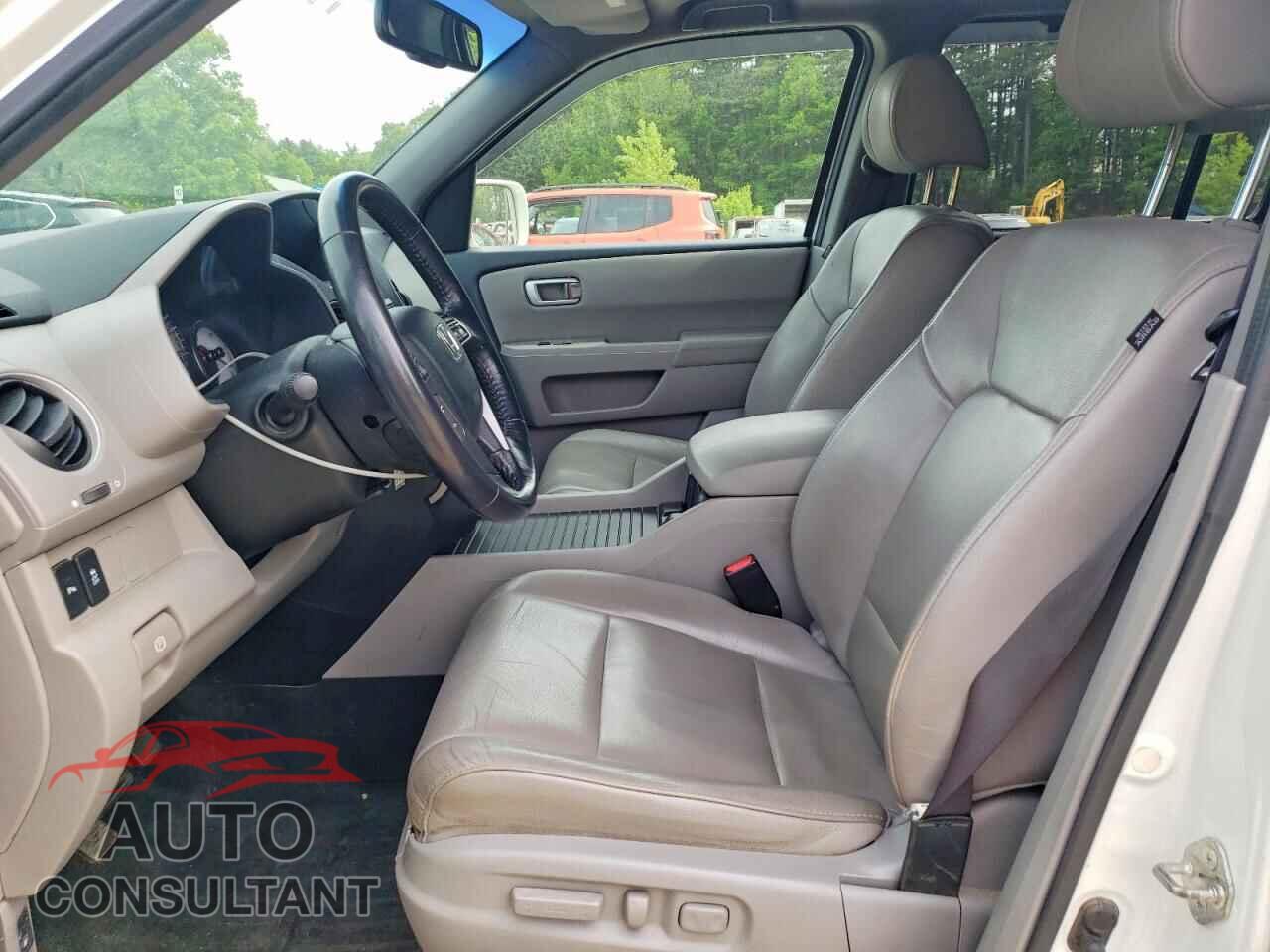 HONDA PILOT 2012 - 5FNYF4H94CB078850