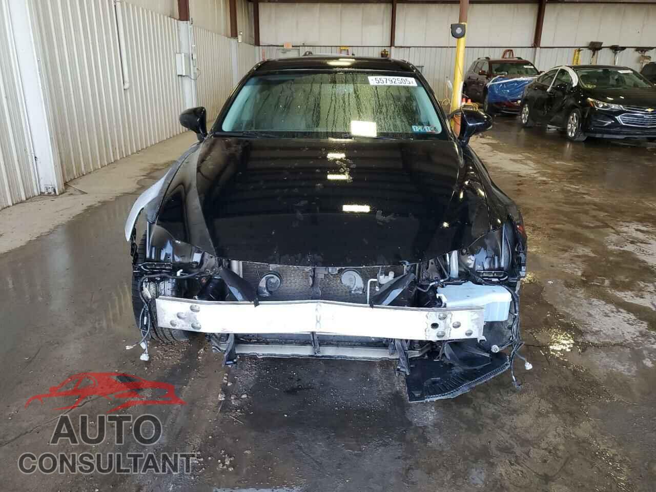 LEXUS IS 2015 - JTHCF1D27F5018955