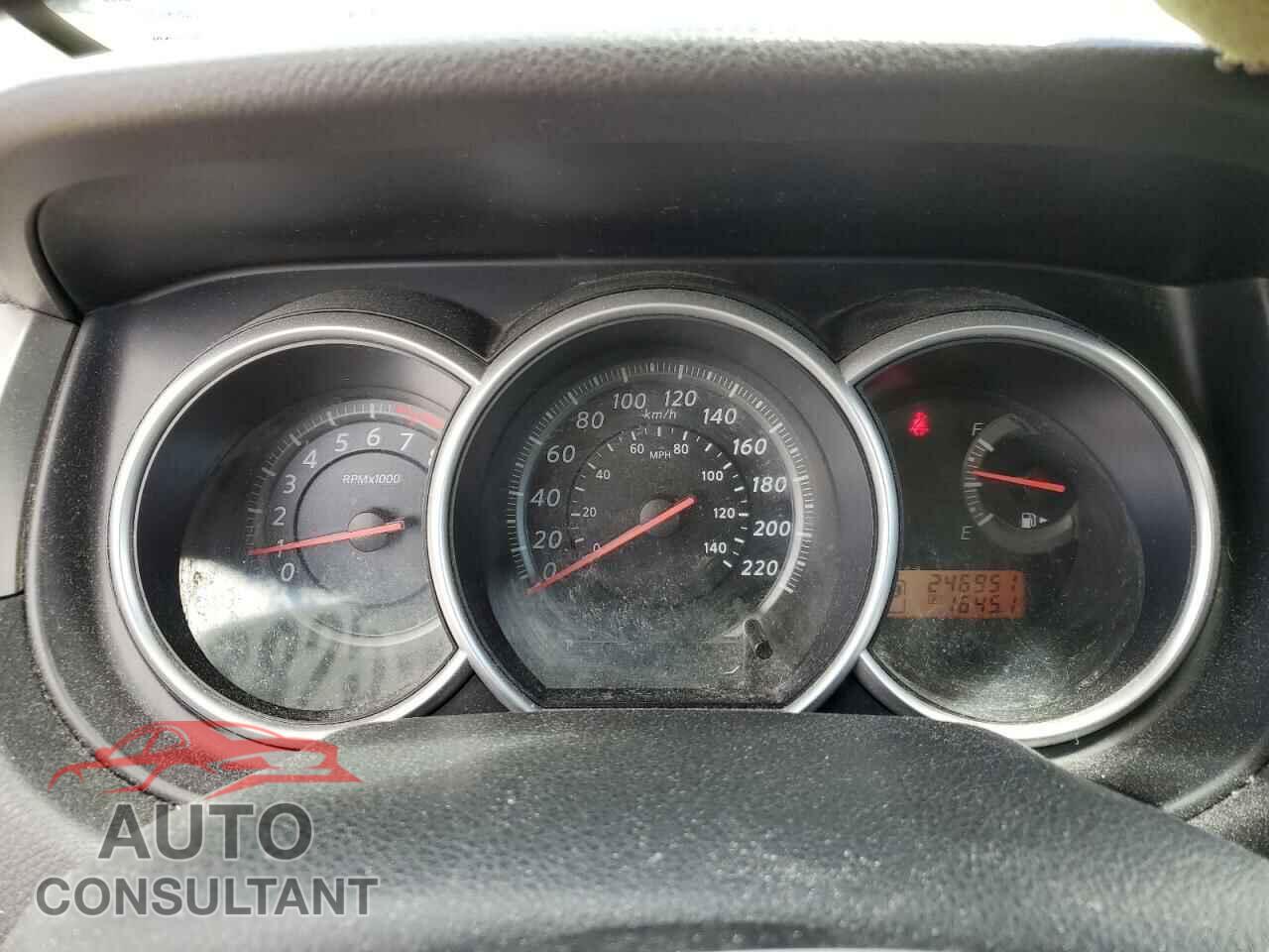 NISSAN VERSA 2011 - 3N1BC1CP5BL464666