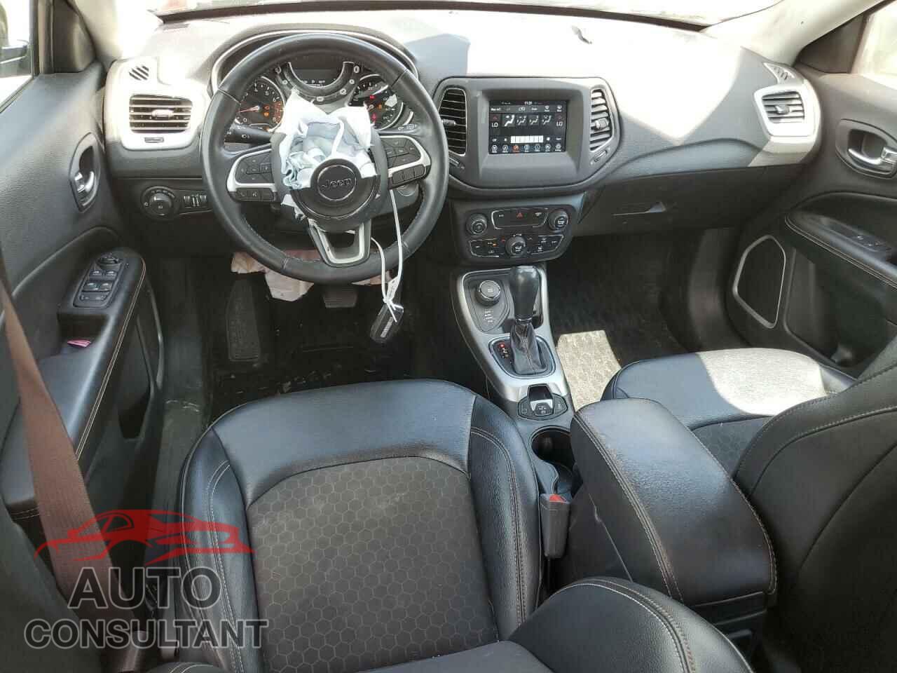 JEEP COMPASS 2019 - 3C4NJDBB5KT792113
