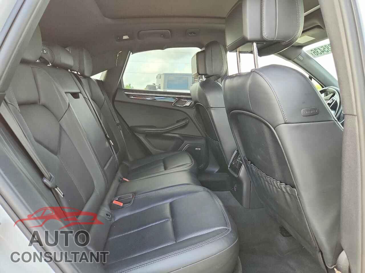 PORSCHE MACAN 2021 - WP1AA2A53MLB15105