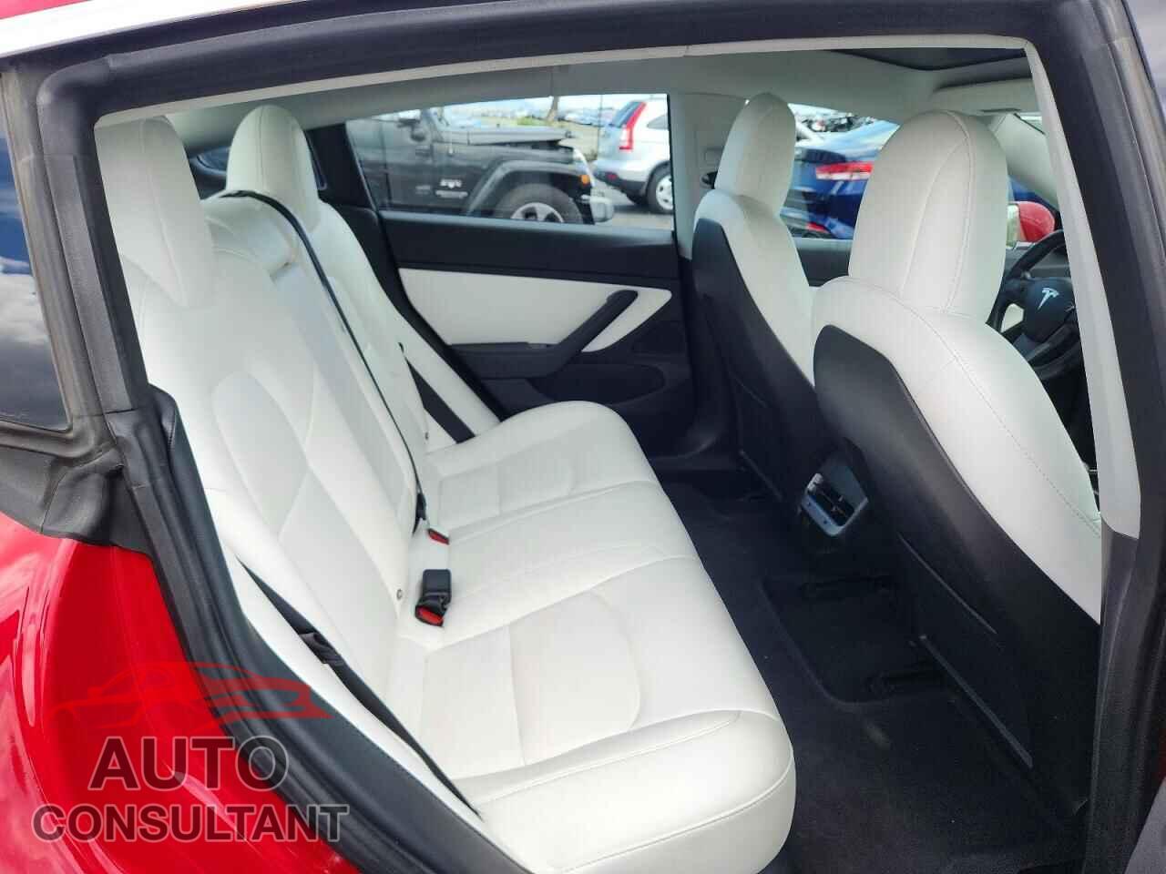 TESLA MODEL 3 2018 - 5YJ3E1EB2JF097588
