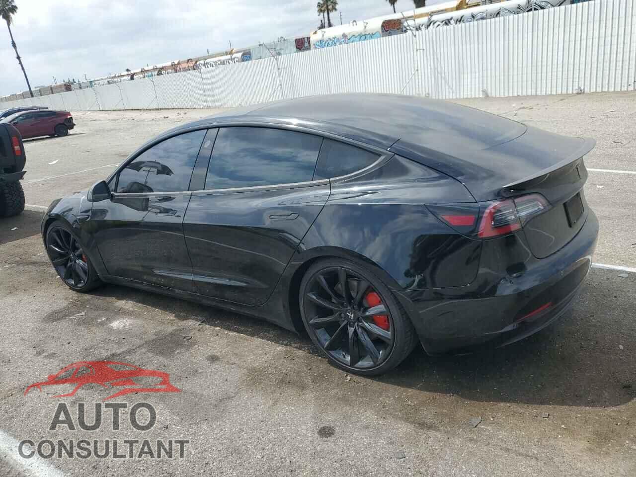 TESLA MODEL 3 2019 - 5YJ3E1EB6KF425709