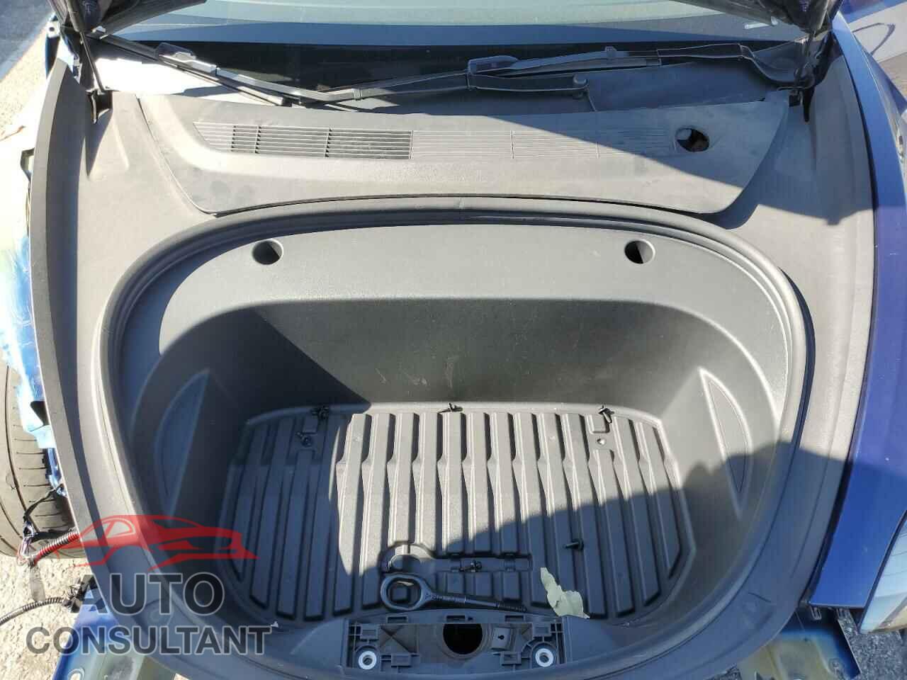 TESLA MODEL 3 2023 - 5YJ3E1EA7PF558798