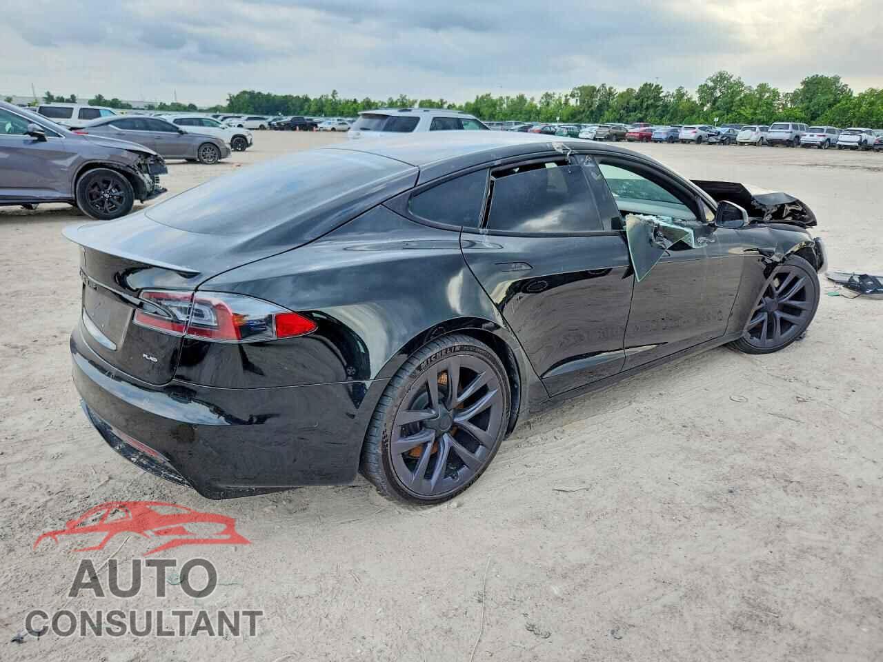 TESLA MODEL S 2021 - 5YJSA1E68MF439365