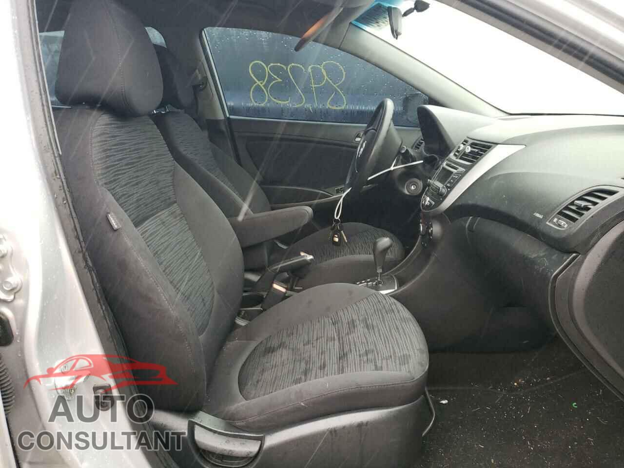 HYUNDAI ACCENT 2017 - KMHCT5AE2HU311456