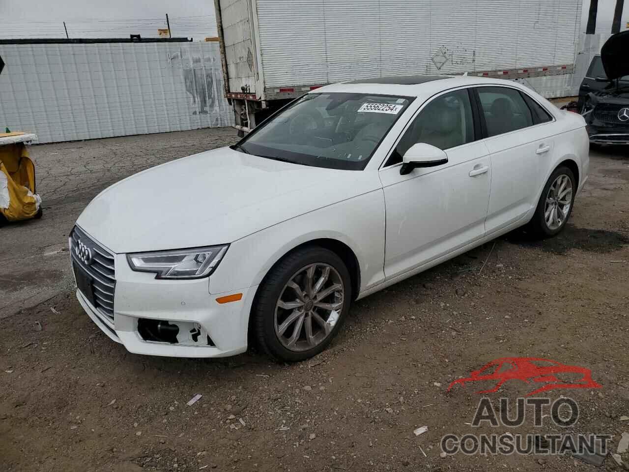 AUDI A4 2019 - WAUHMAF47KA007870