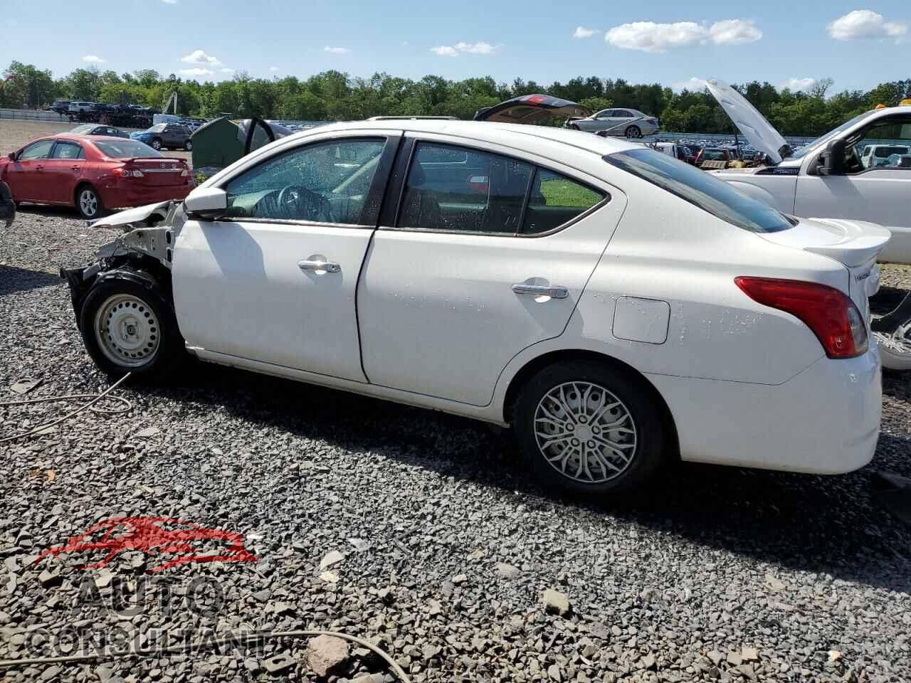 NISSAN VERSA 2019 - 3N1CN7AP3KL846490