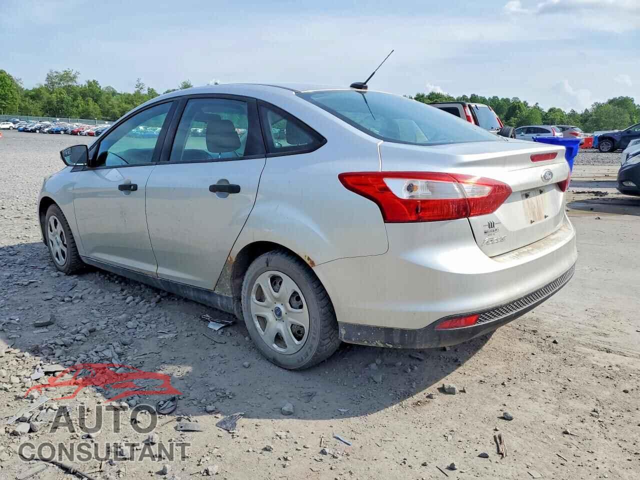 FORD FOCUS 2012 - 1FAHP3E23CL182344
