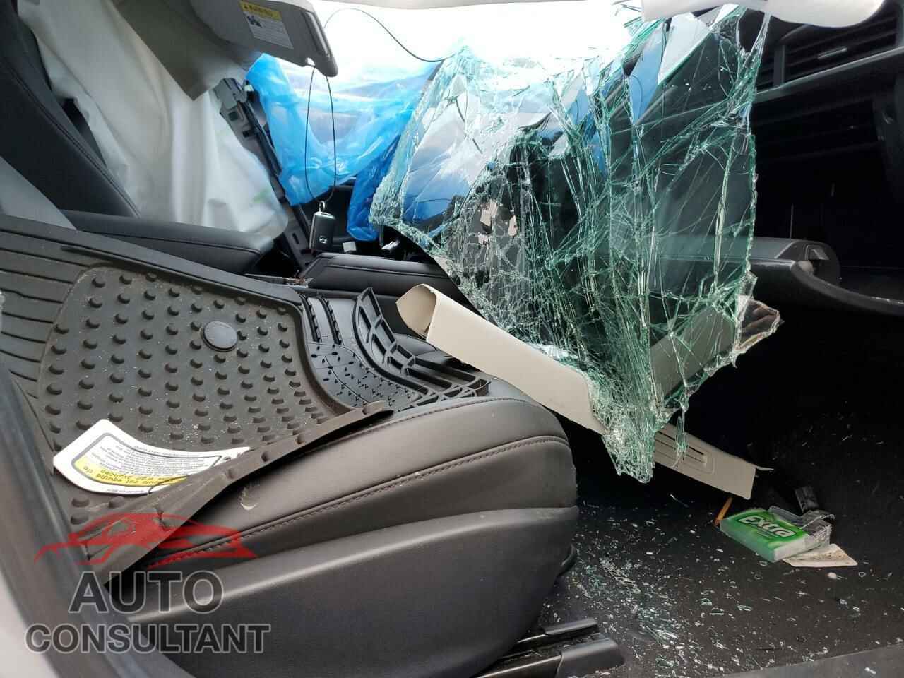 MAZDA 3 2021 - 3MZBPBBM2MM205528