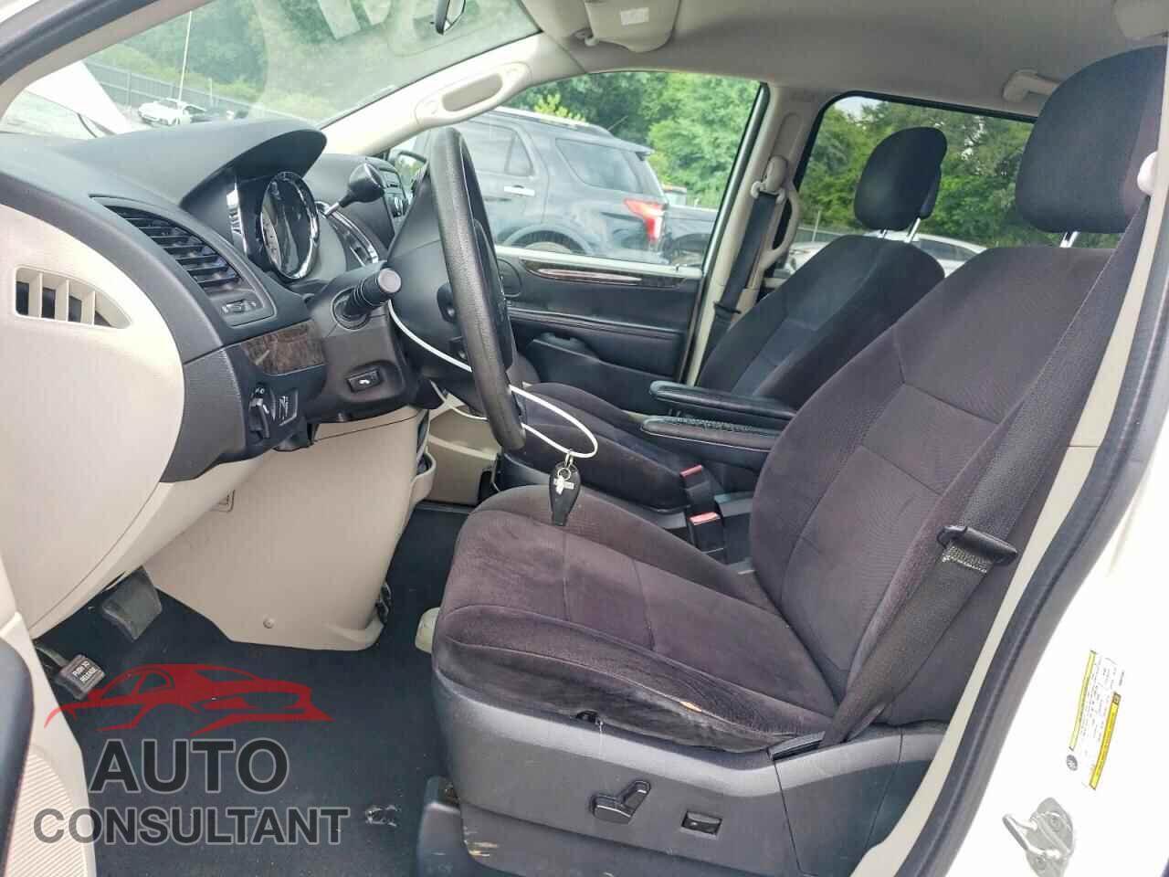 DODGE CARAVAN 2011 - 2D4RN3DG0BR637581