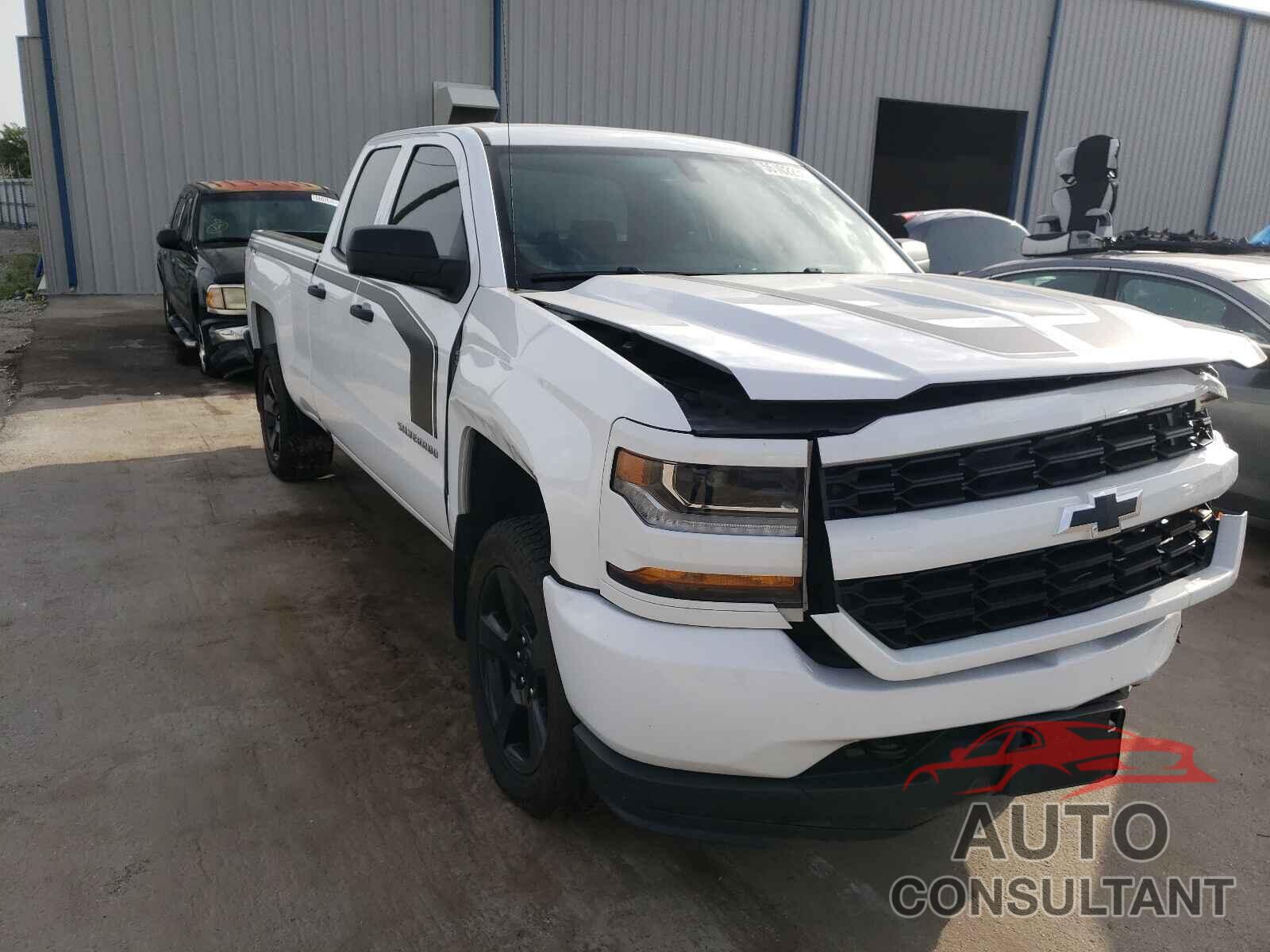 CHEVROLET SILVERADO 2018 - 1GCVKPEC4JZ330569