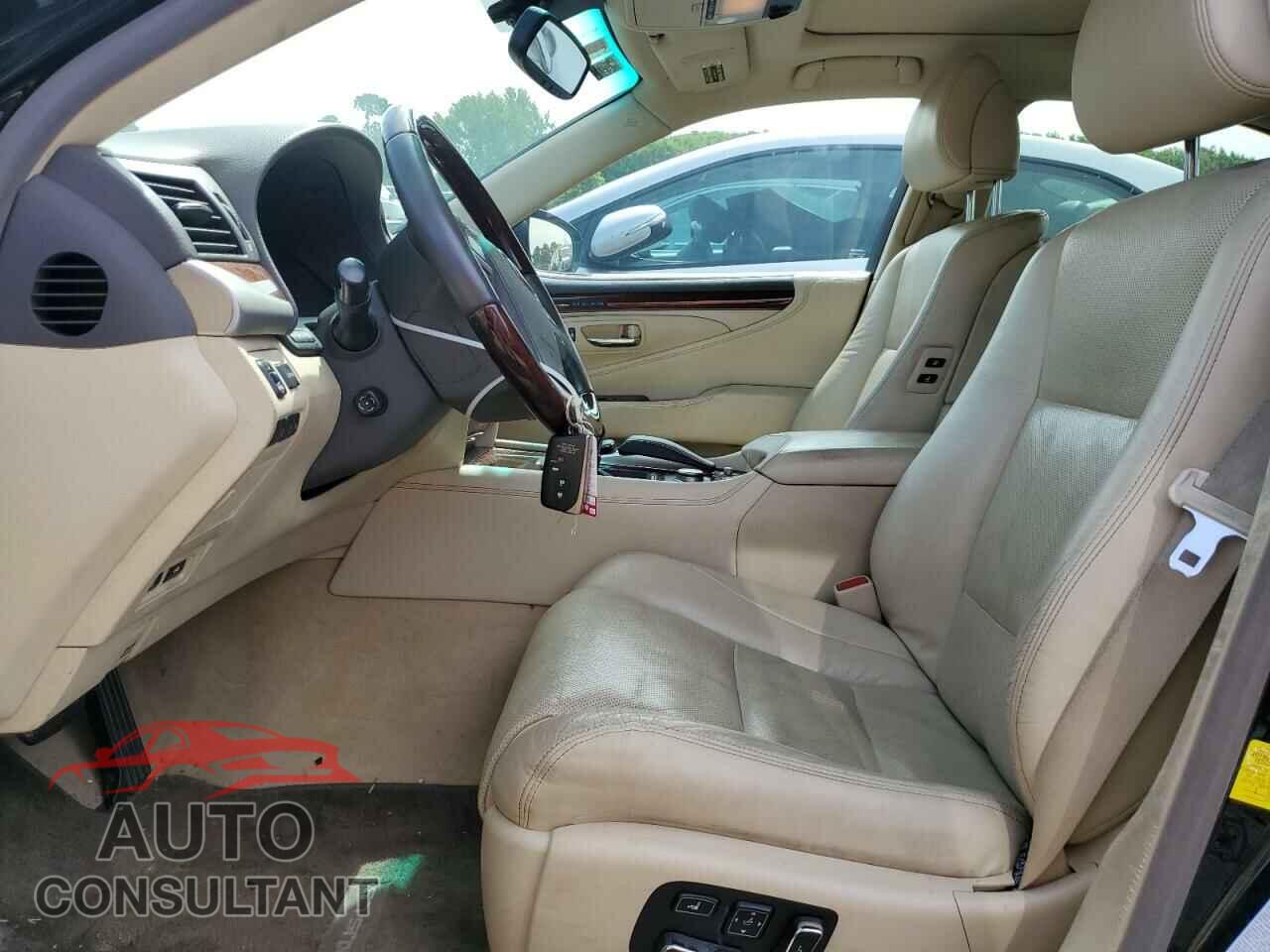 LEXUS LS460 2013 - JTHCL5EF2D5016819