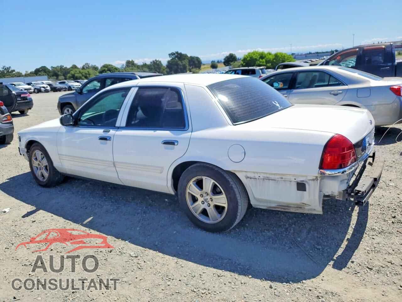 FORD CROWN VIC 2011 - 2FABP7EV1BX127139