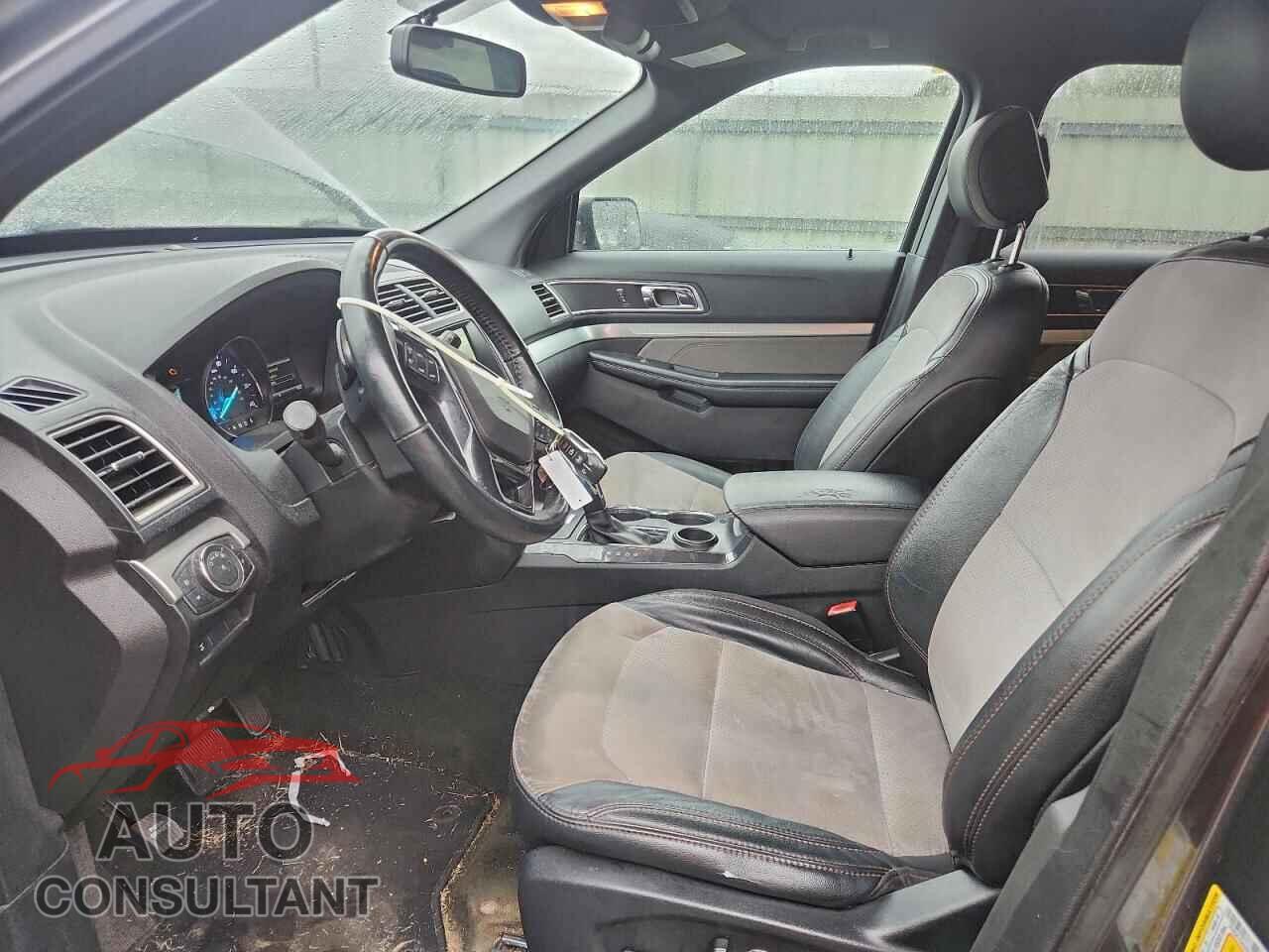 FORD EXPLORER 2017 - 1FM5K7D85HGD48903