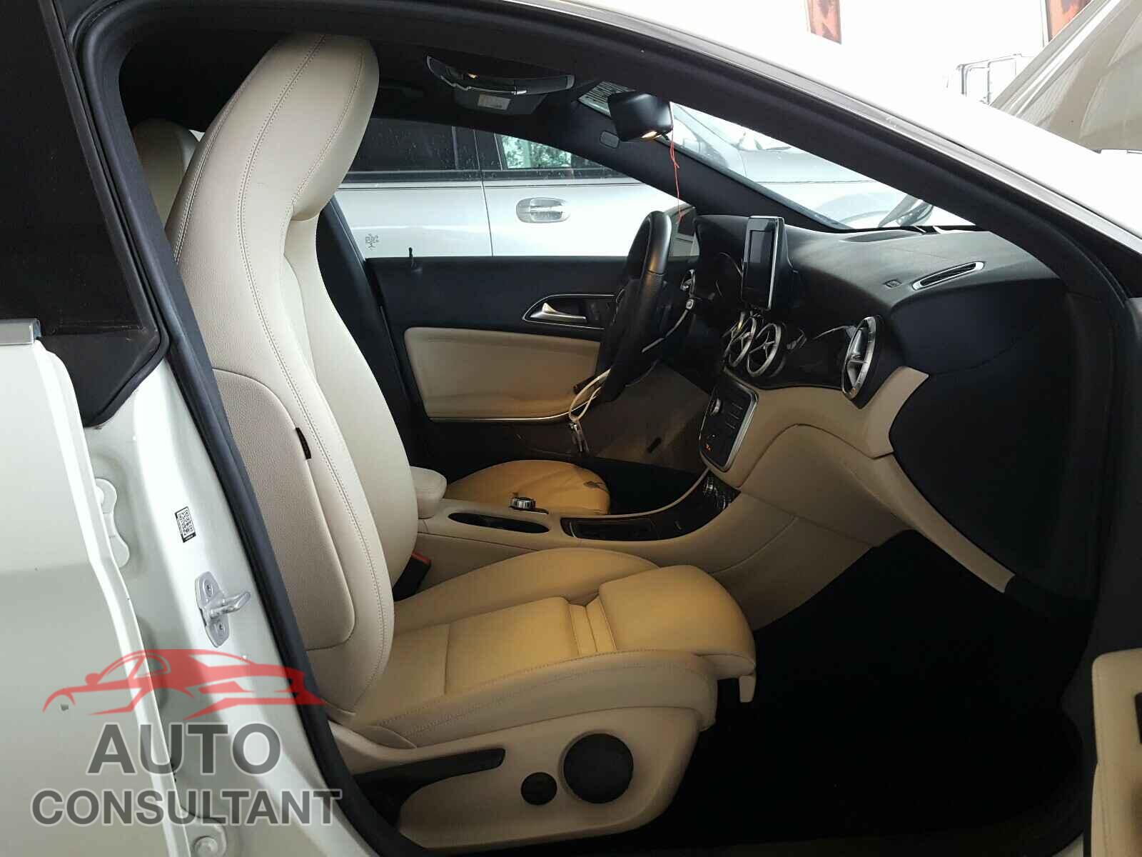 MERCEDES-BENZ C CLASS 2016 - WDDSJ4EB9GN334537