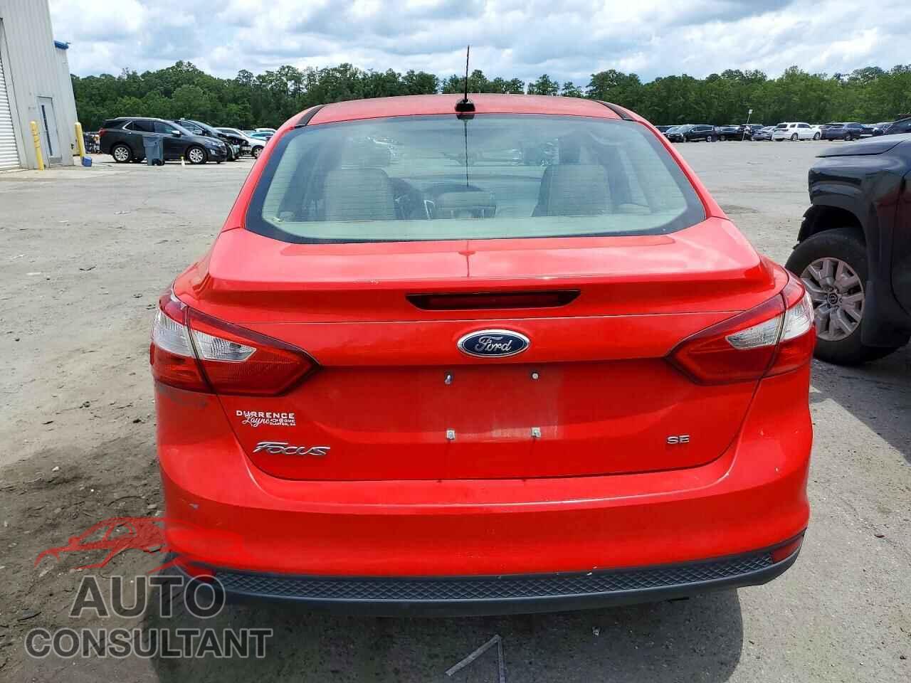 FORD FOCUS 2012 - 1FAHP3F2XCL178466