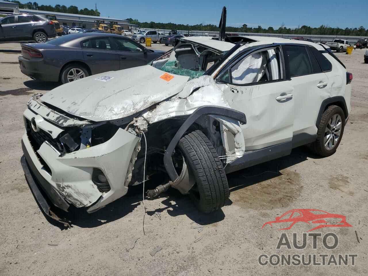 TOYOTA RAV4 2021 - 2T3A1RFV0MW153326