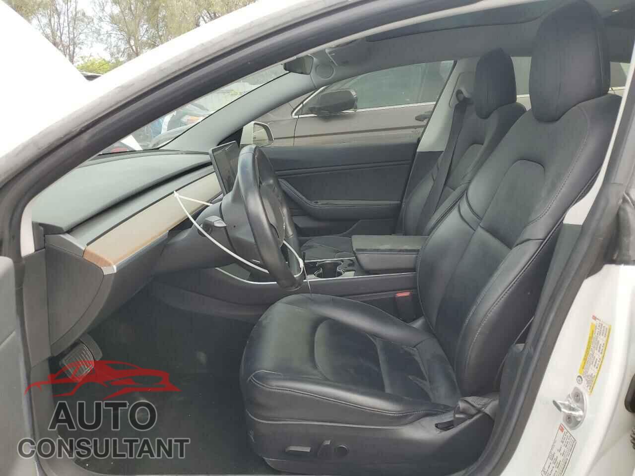 TESLA MODEL 3 2017 - 5YJ3E1EA5HF002118